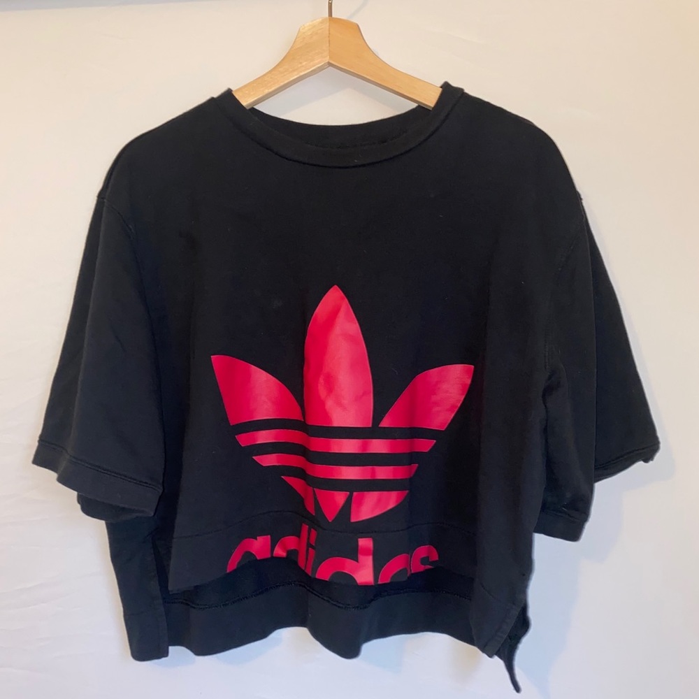 Adidas fun black crop top